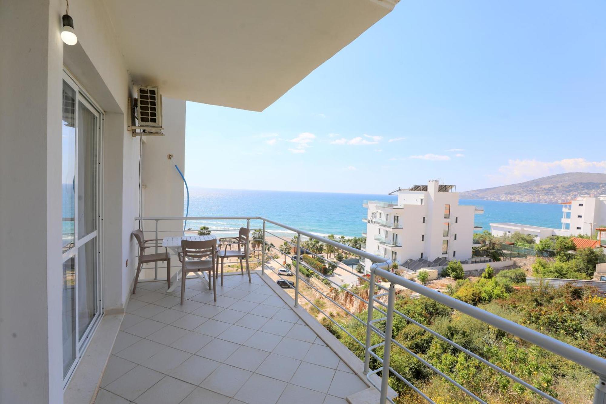 Blue Bay * Sarandë